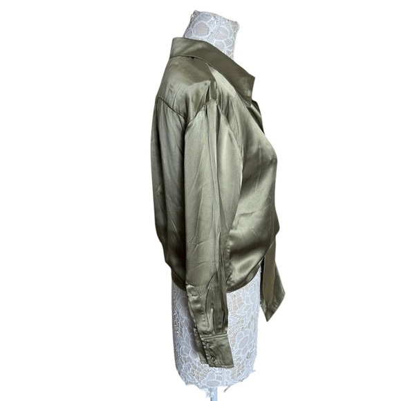 NWT Secret Mission Gem Top Sage Green 100% Silk size Small - Picture 3 of 8